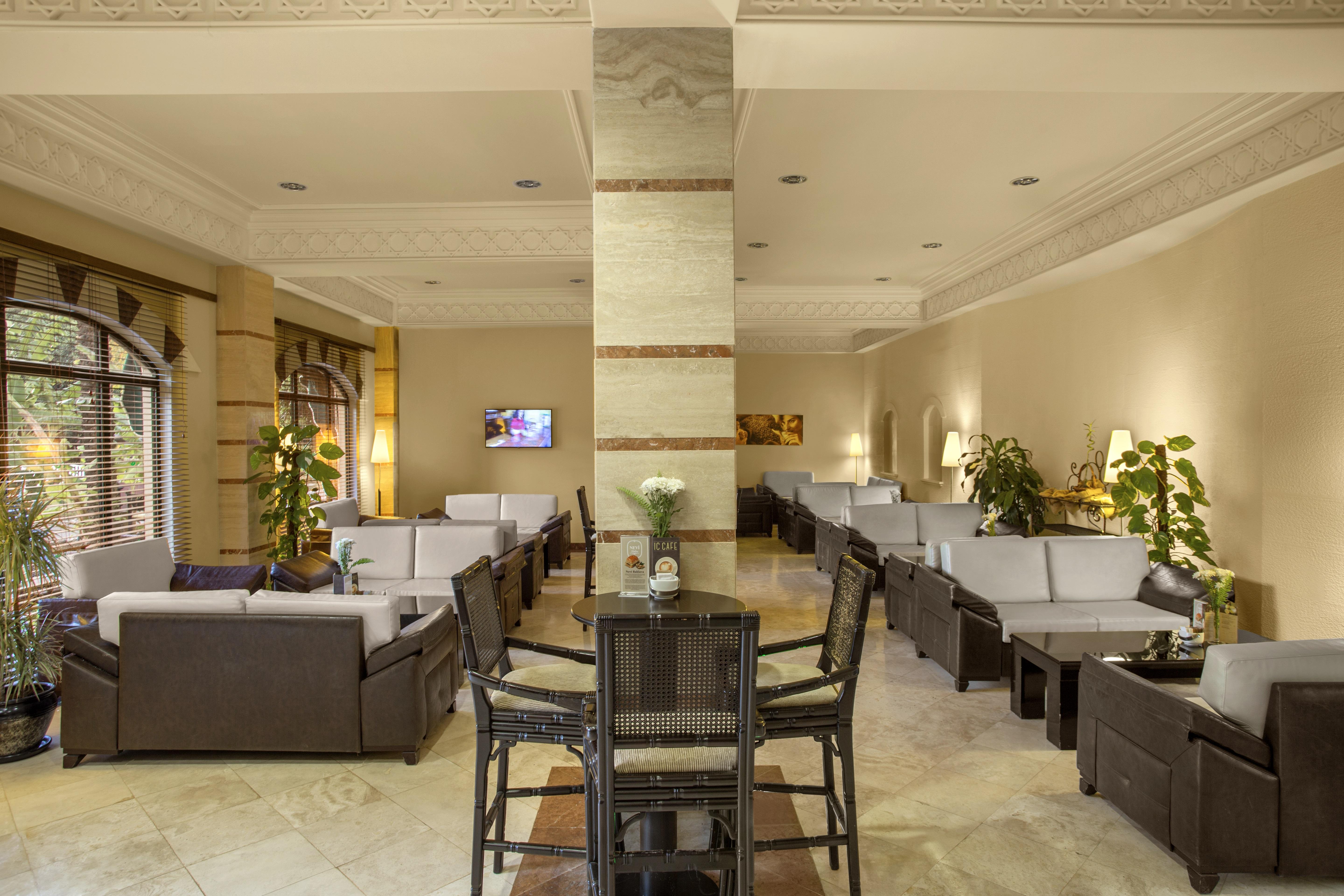 Ic Hotels Green Palace - Kids Concept Antália Exterior foto The lounge at the airport