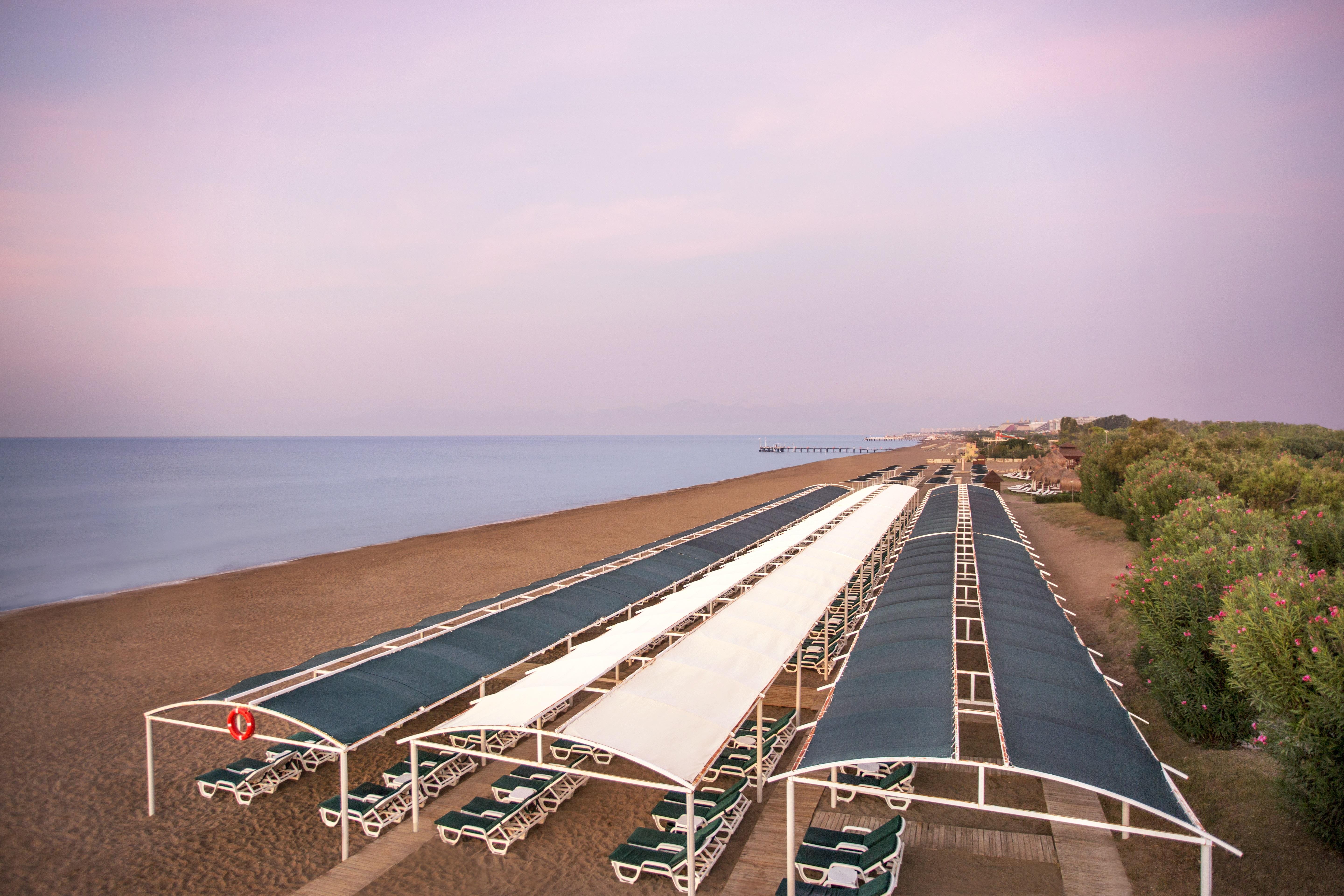 Ic Hotels Green Palace - Kids Concept Antália Exterior foto The beach of the resort