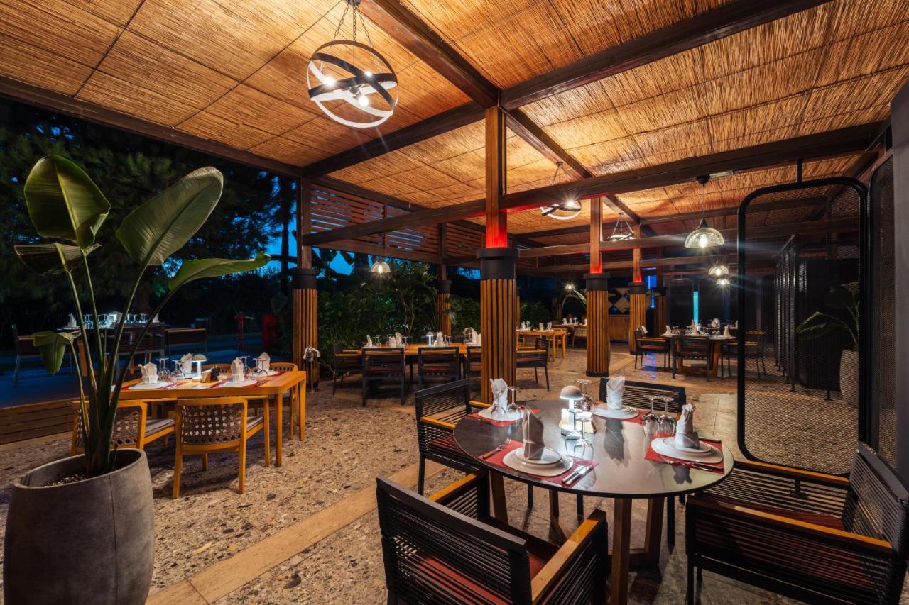 Ic Hotels Green Palace - Kids Concept Antália Exterior foto The Beach Club