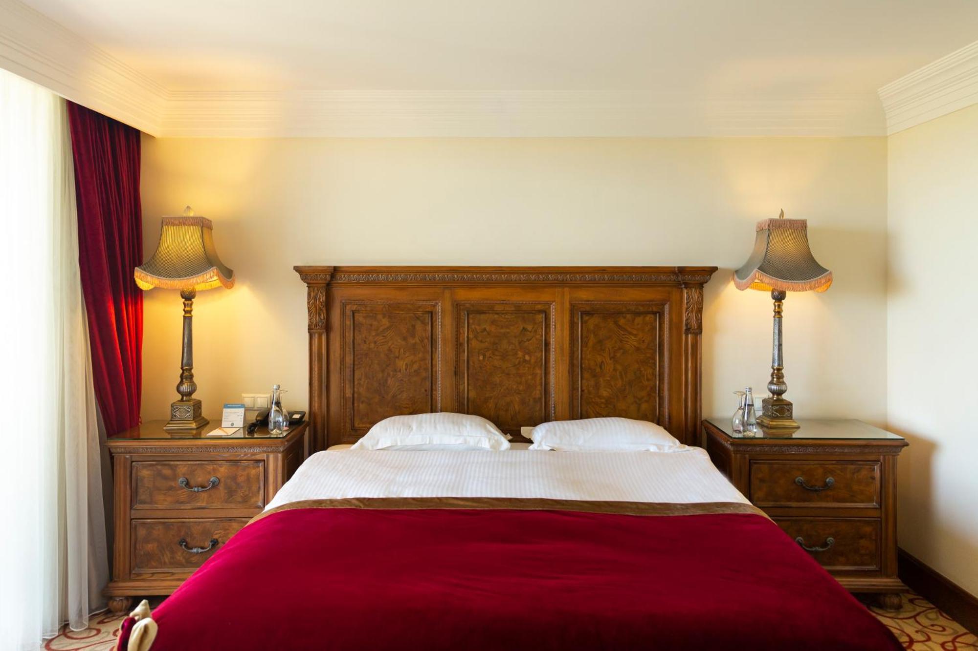 Ic Hotels Green Palace - Kids Concept Antália Quarto foto A bedroom at the hotel